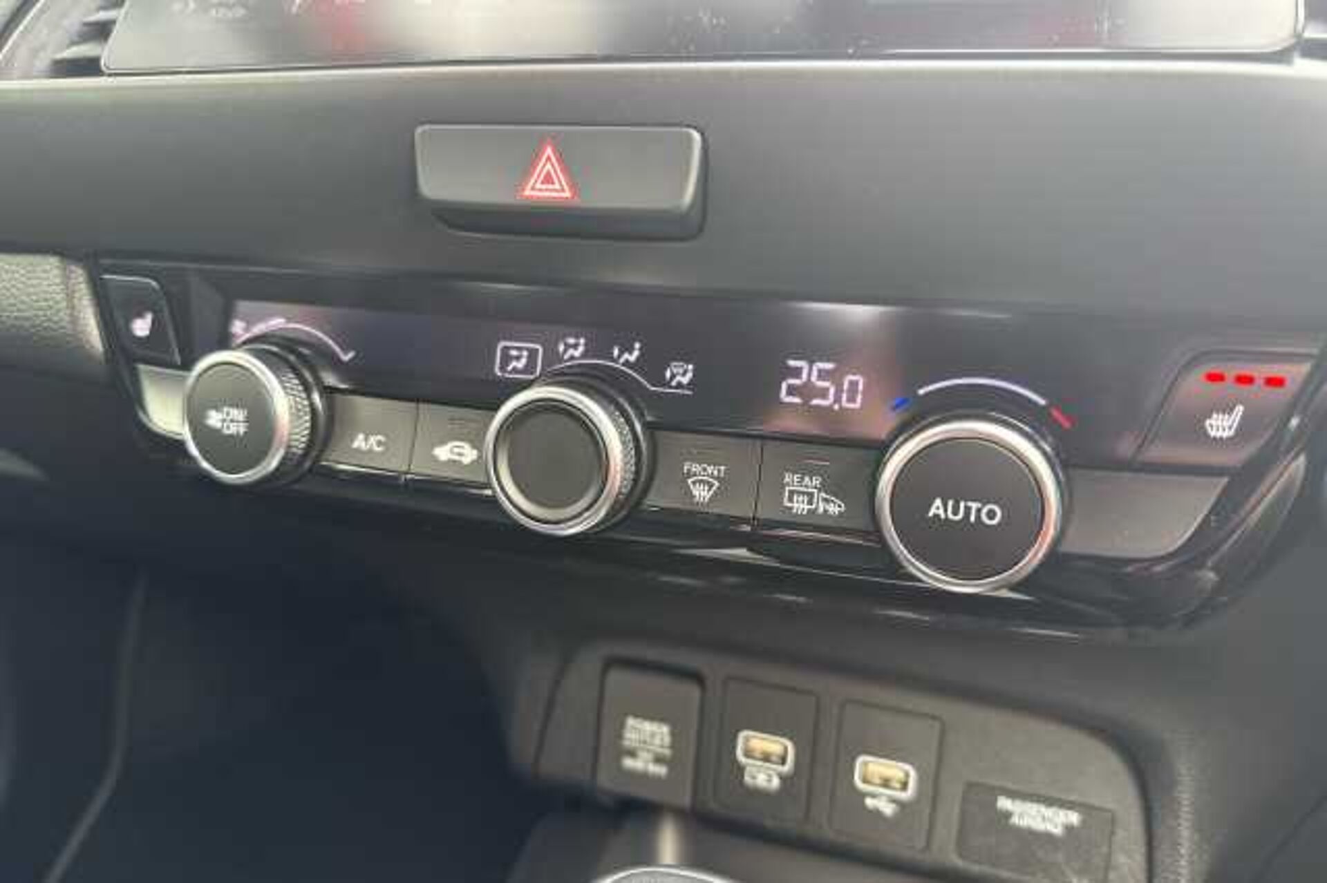 Honda Jazz Hybrid 1.5 i-MMD Hybrid Crosstar Advance 5dr eCVT 