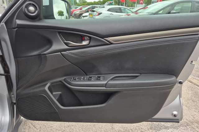Honda Civic 1.5 VTEC Turbo Prestige 5dr 