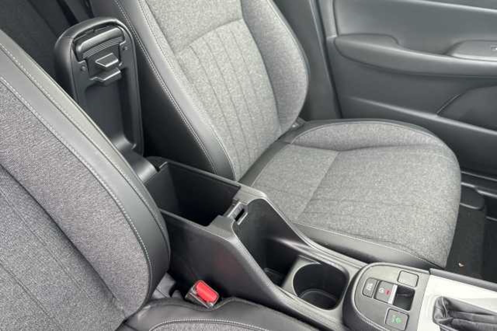 Honda Jazz Hybrid 1.5 i-MMD Hybrid Advance 5dr eCVT 