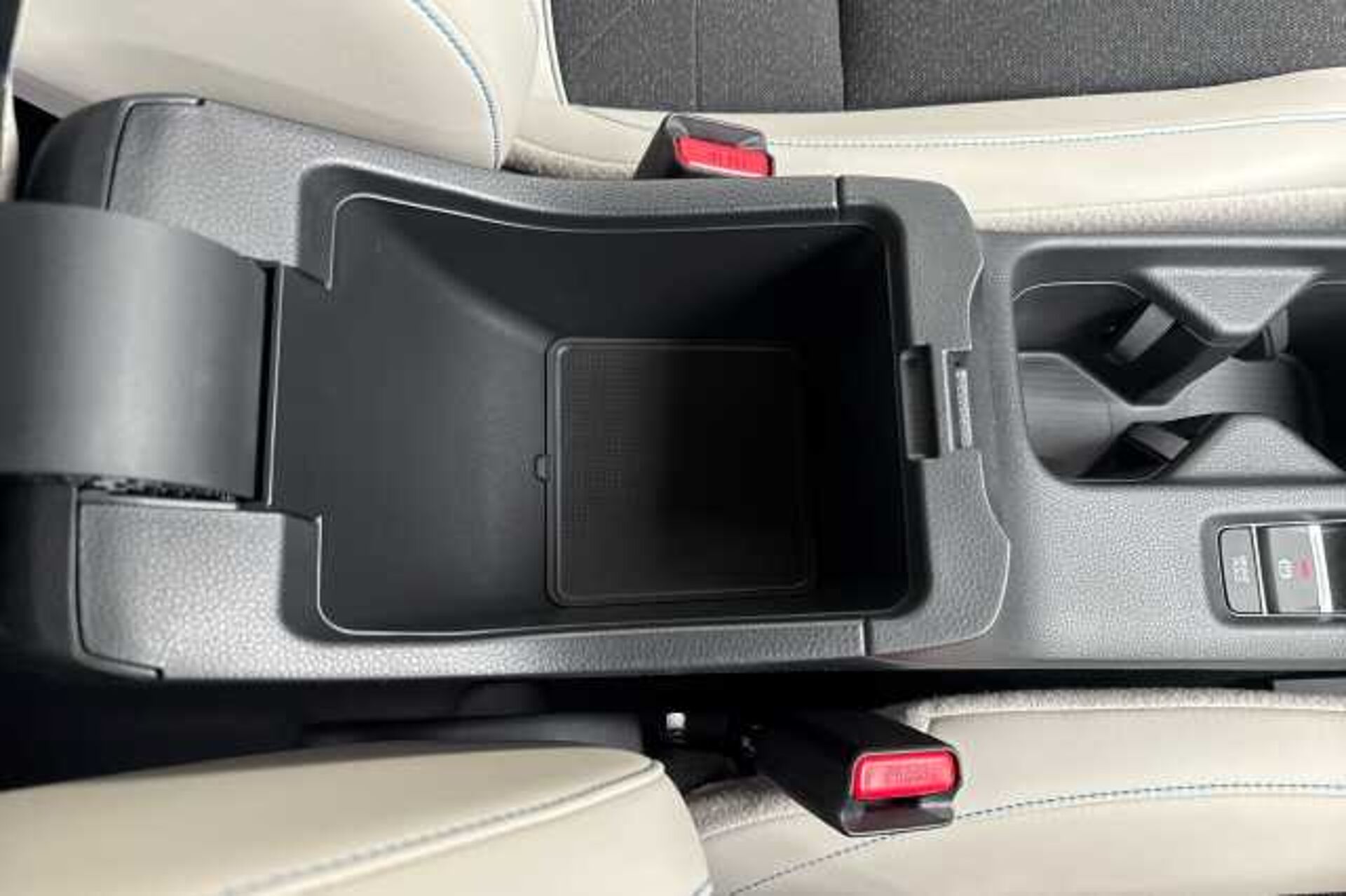 Honda HR-V Hybrid 1.5 eHEV Advance Style 5dr CVT 