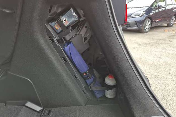 Honda Jazz Hybrid 1.5 i-MMD Hybrid Advance 5dr eCVT 