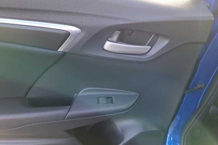 Honda Jazz 1.3 i-VTEC SE 5dr CVT 