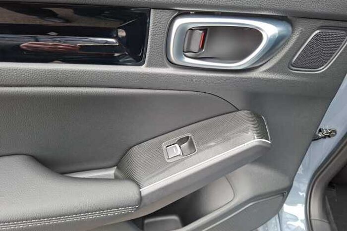 Honda Civic Hybrid 2.0 eHEV Advance 5dr CVT 