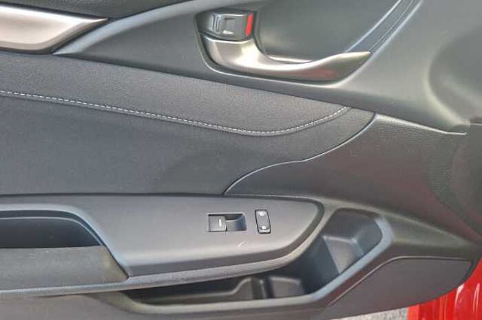 Honda Civic 1.0 VTEC Turbo 126 SR 5dr CVT 