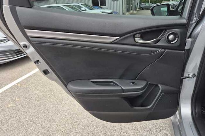 Honda Civic 1.5 VTEC Turbo Prestige 5dr 