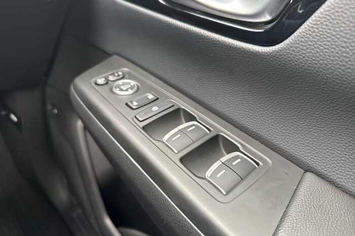 Honda CR-V Hybrid 2.0 ePHEV Advance Tech 5dr eCVT 