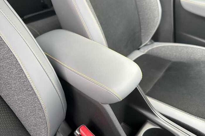 Honda Jazz Hybrid 1.5 i-MMD Hybrid Advance Sport 5dr eCVT 